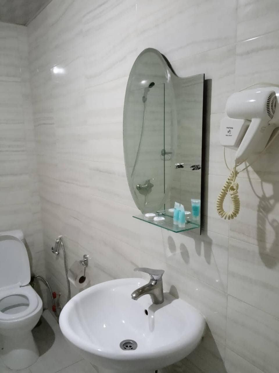 Hotel Georgia Tbilisi Zewnętrze zdjęcie